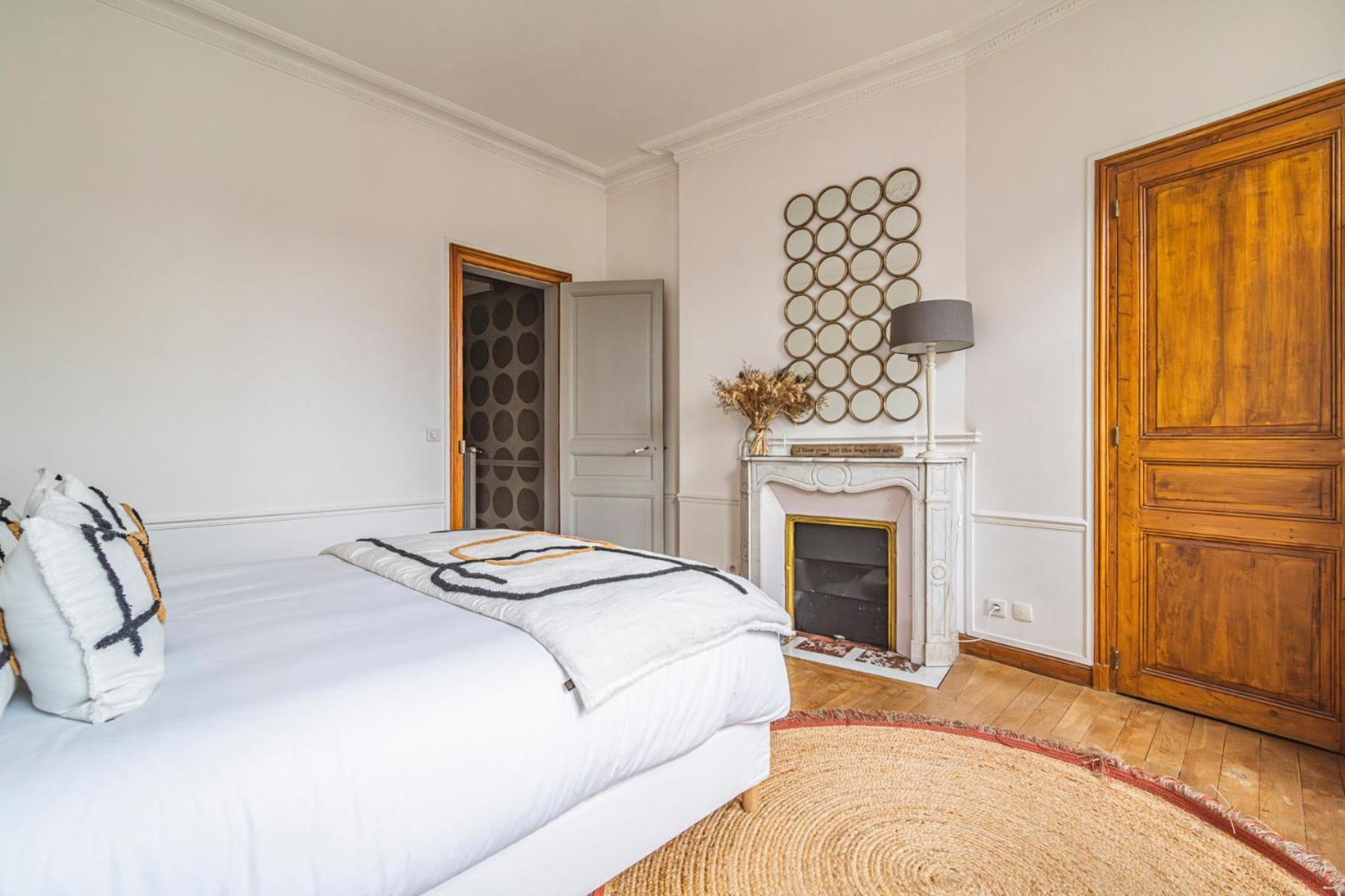 L'Elegance Vue Parc Apartment Reims Luaran gambar