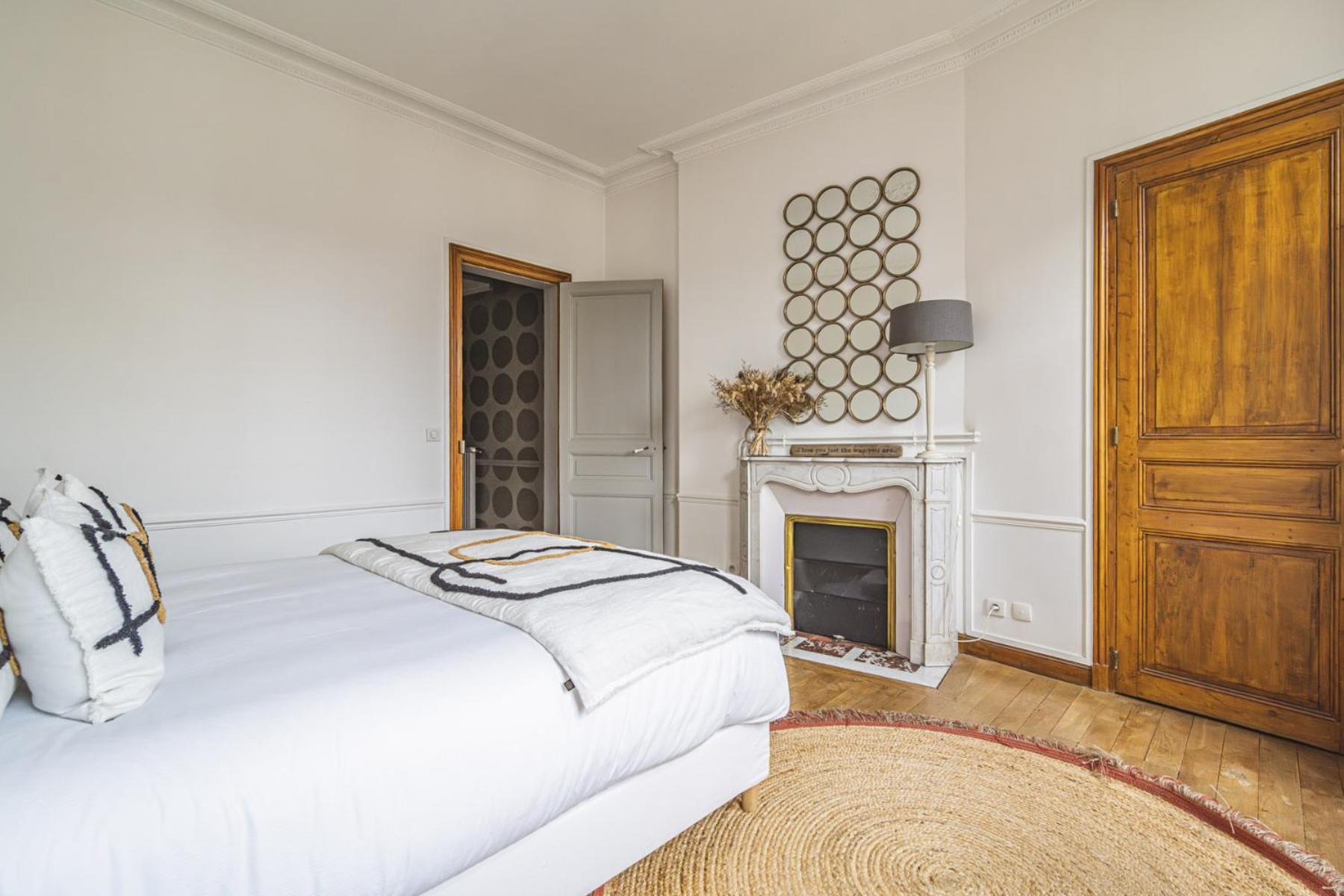 L'Elegance Vue Parc Apartment Reims Luaran gambar